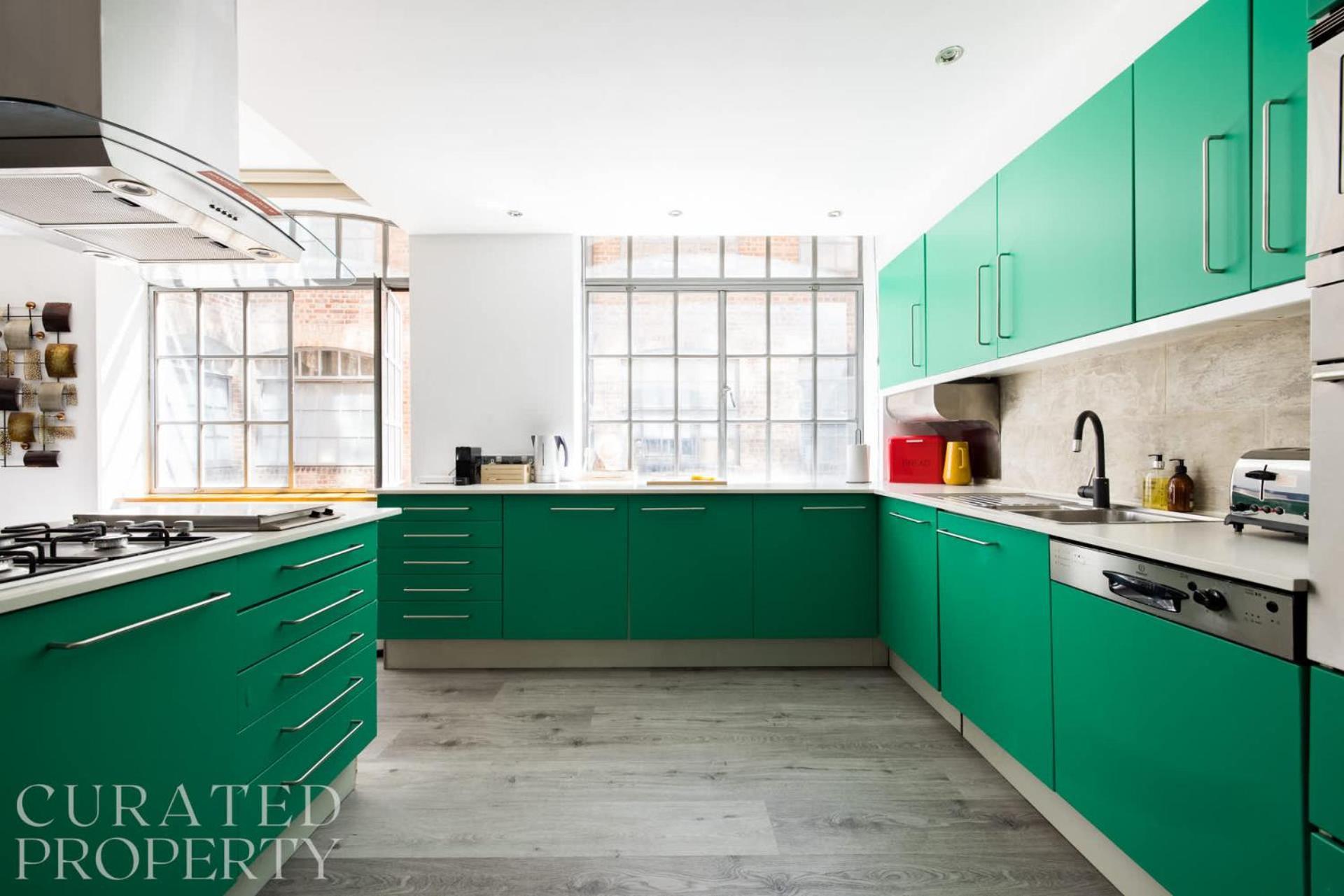 Soho Warehouse Loft With Concierge *